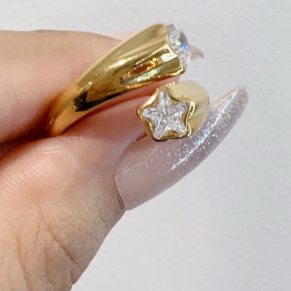 Gold 3D Star Ring